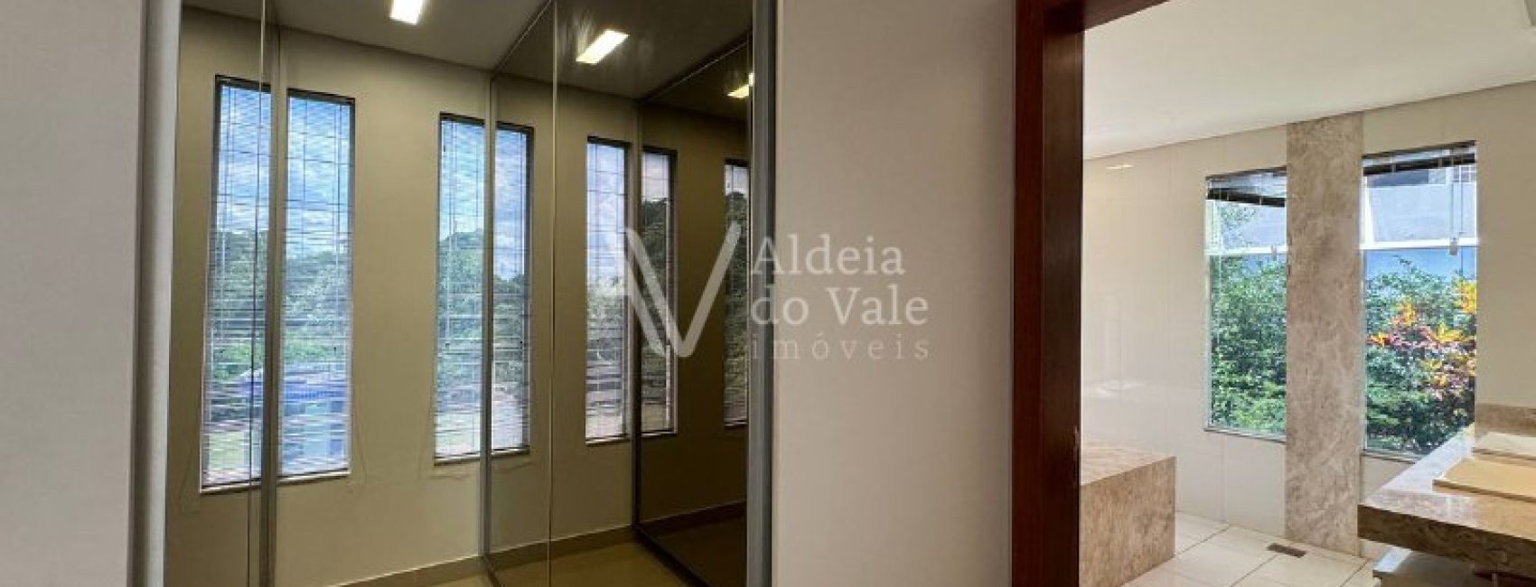 31dc564b-13dc-48af-bd0f-6538d8f83f8b