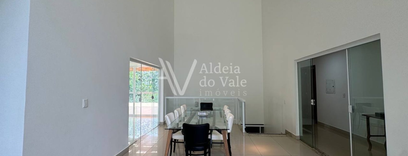 621ac093-d944-4562-b1f4-c5c0c5d8eb28