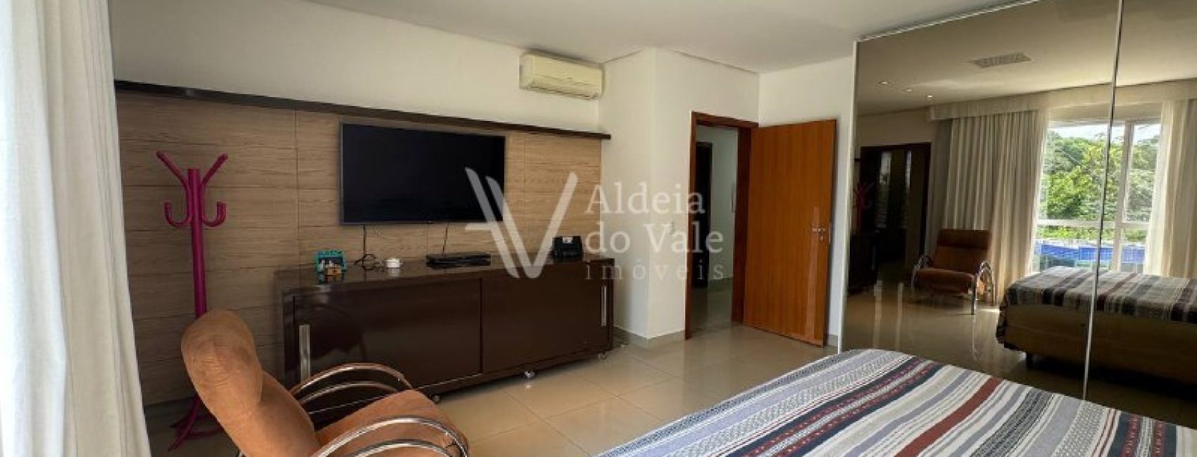 677e78a4-8153-486e-83bf-84a4bdd10f0a