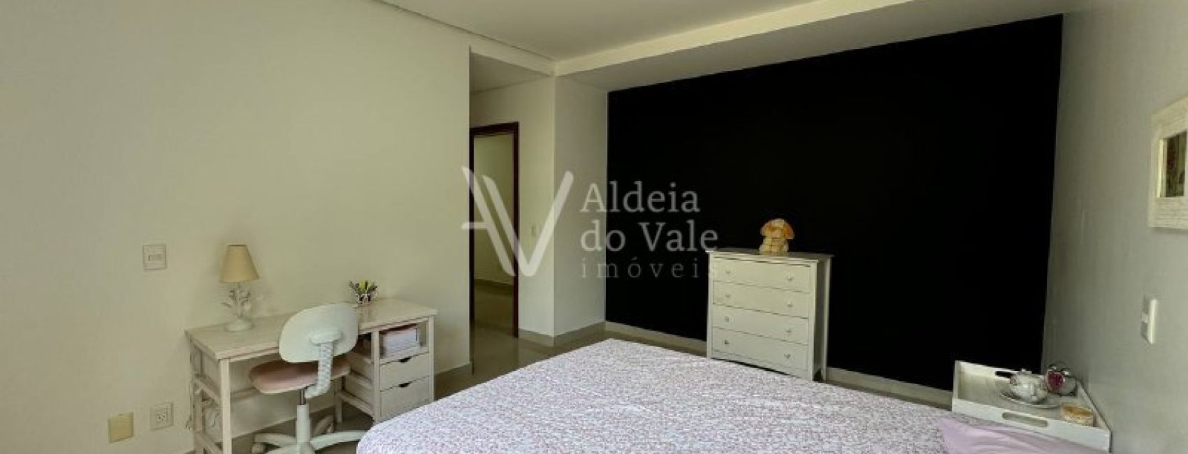 889ec6e2-ff89-4535-bc81-fcefb0cd0499