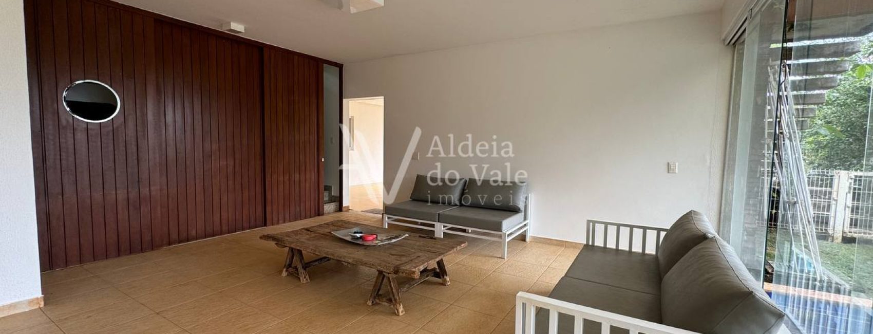 896b8cd7-3e13-4189-ac3d-5209f5fe5b16