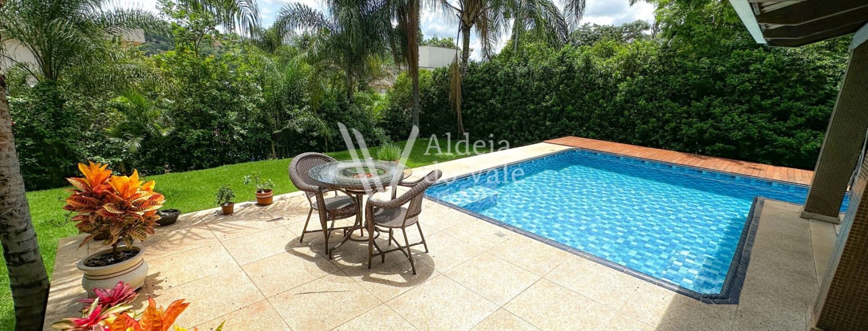 Aldeia-do-Vale-Casa-02-01-scaled-1920x822