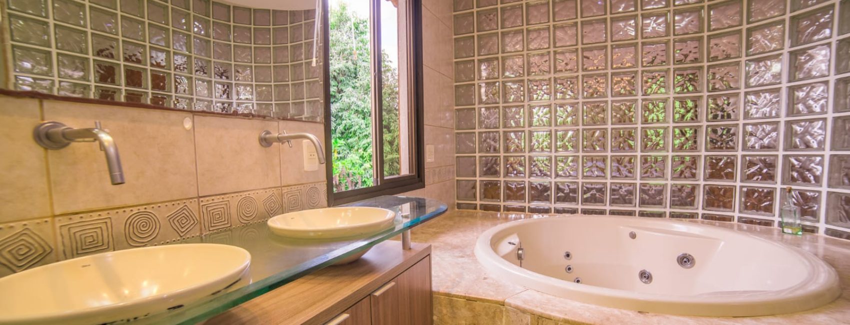 WhatsApp Image 2026-01-09 at 17.52.53