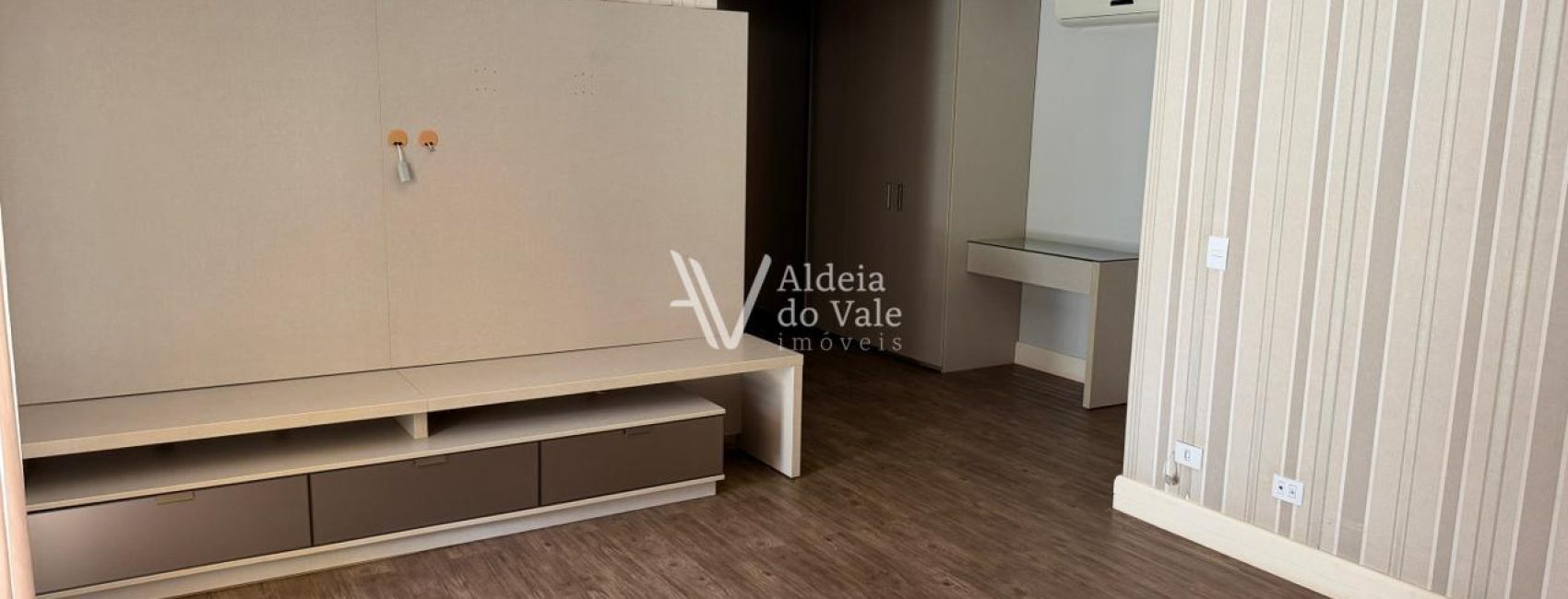 WhatsApp Image 2026-04-09 at 17.55.24 (1)