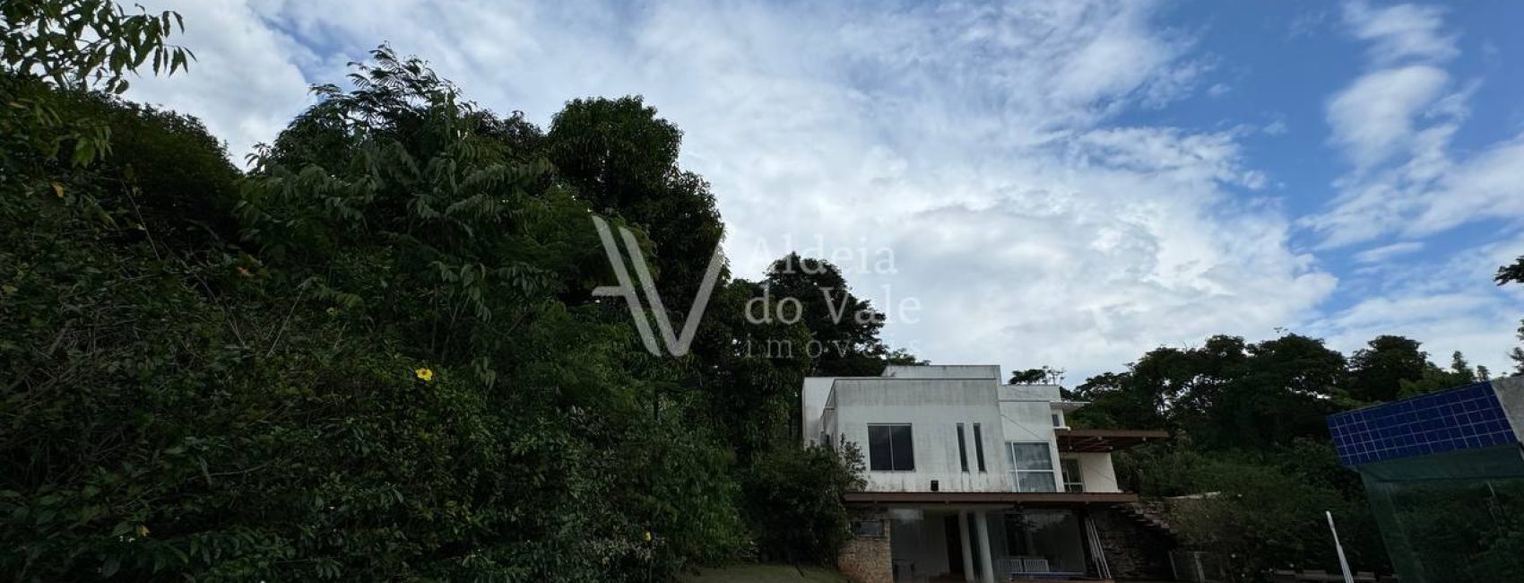 cb08f37b-451d-428a-a078-d40f77072aa7 (1)