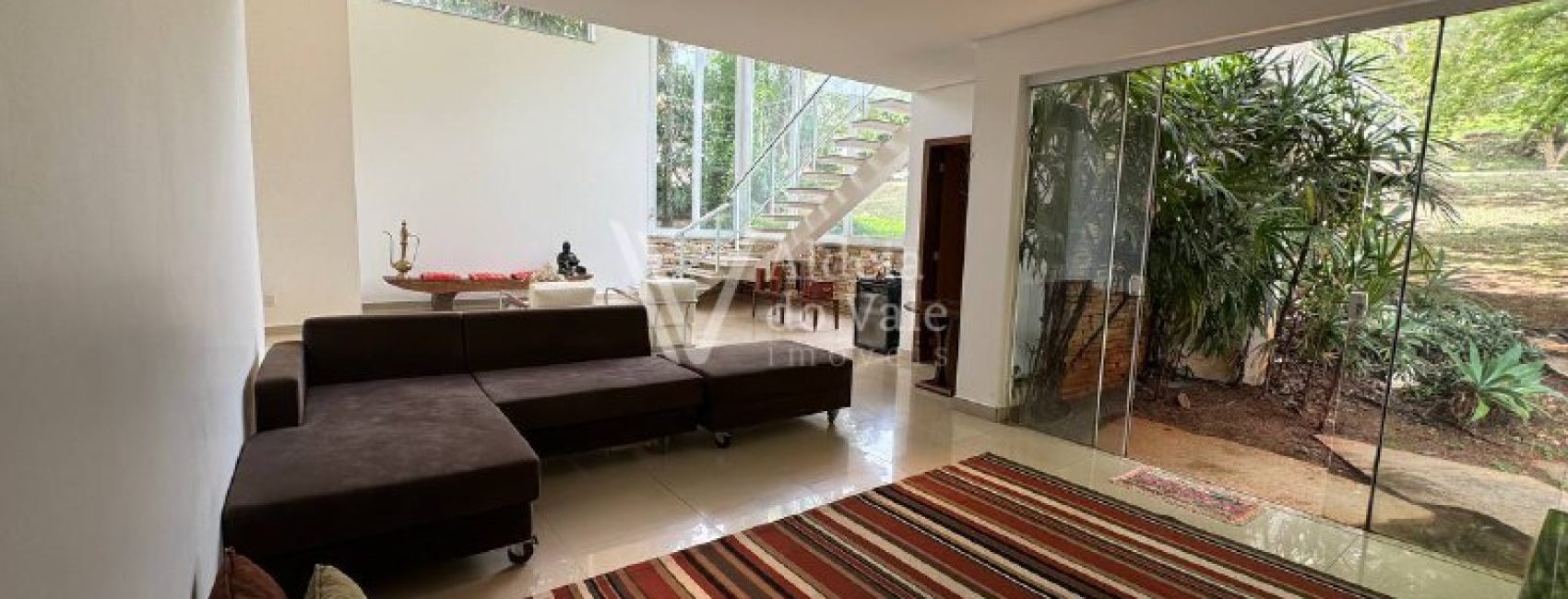 d532cc57-8fb6-4cb6-9d33-853260521203