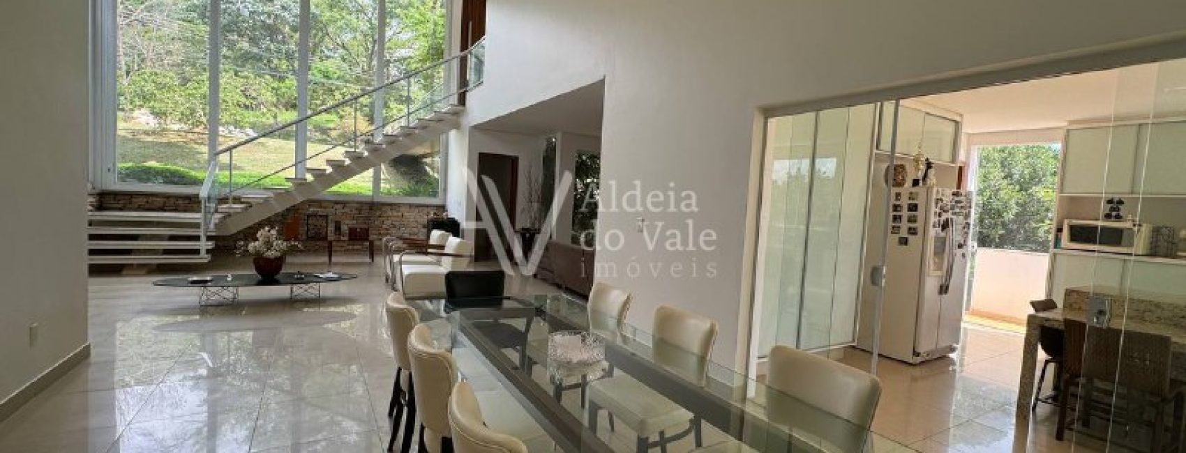 f9b78742-f7b8-412b-9697-4c5339c11597