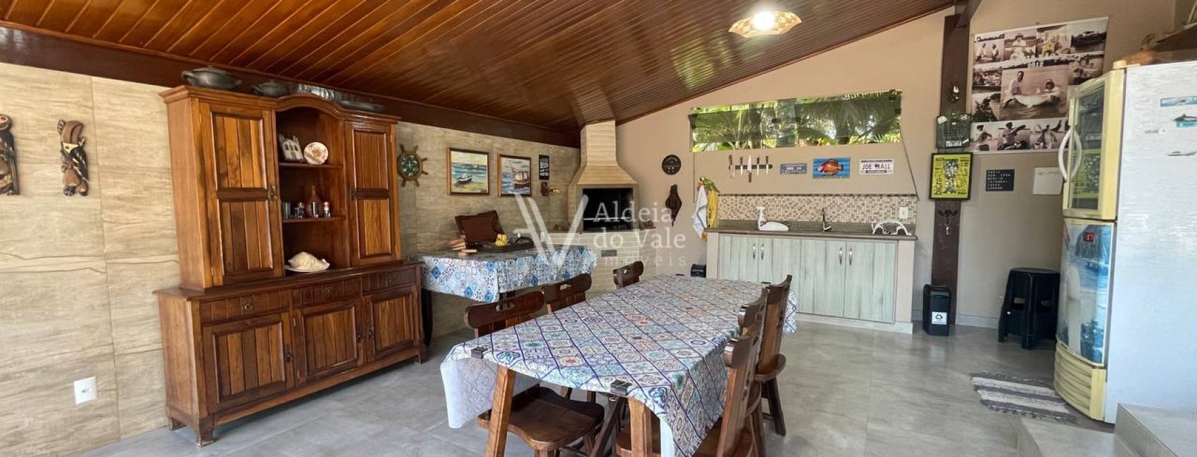 photo_4922840903236824097_y (1)