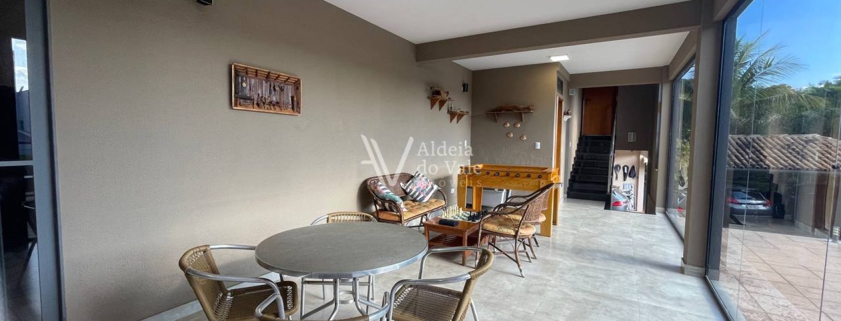 photo_4922840903236824101_y (1)