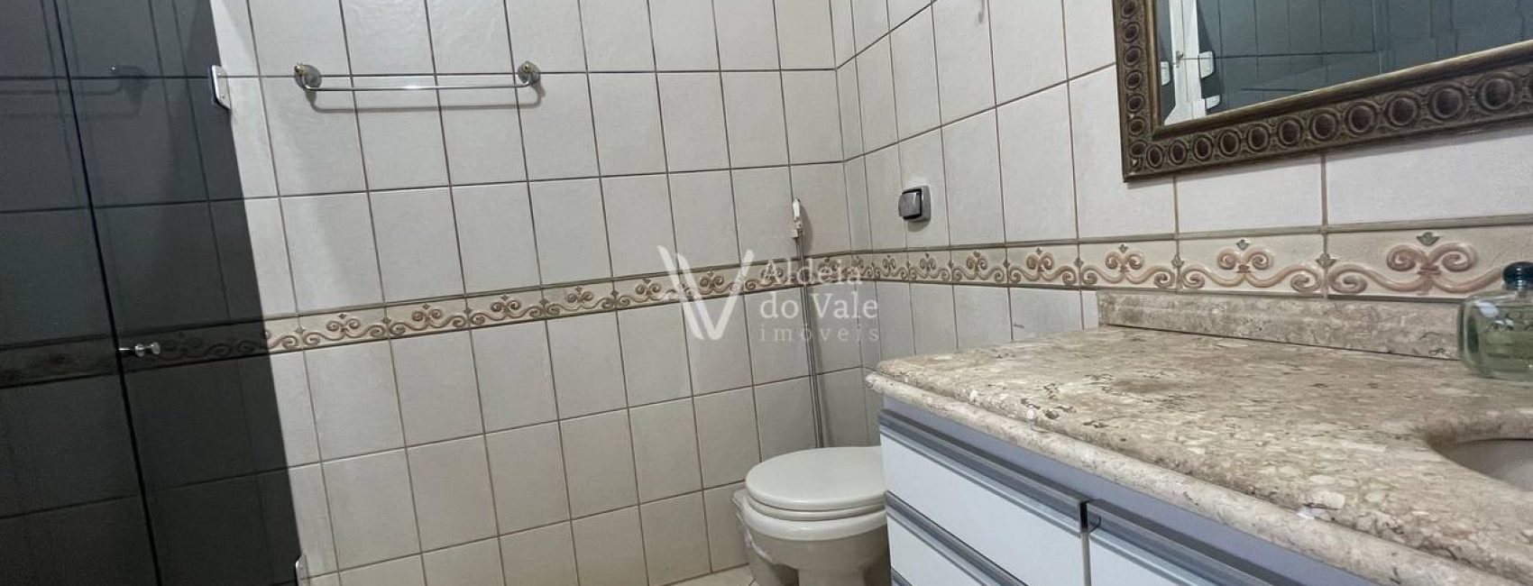 photo_4922840903236824104_y