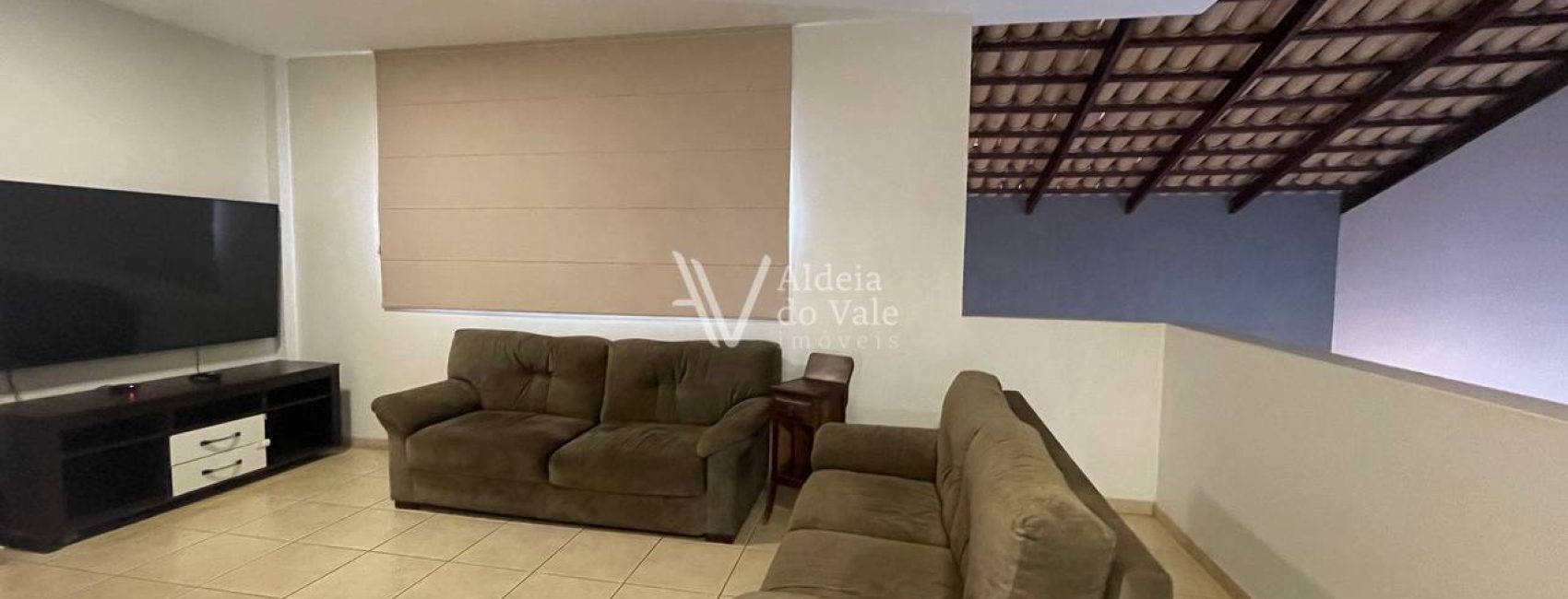 photo_4924704704294923387_y (1)