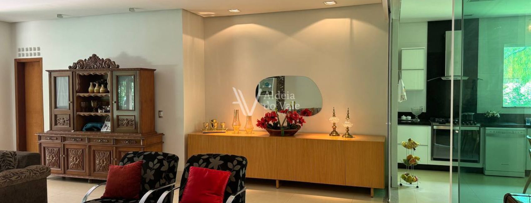 photo_5017559711096089688_y