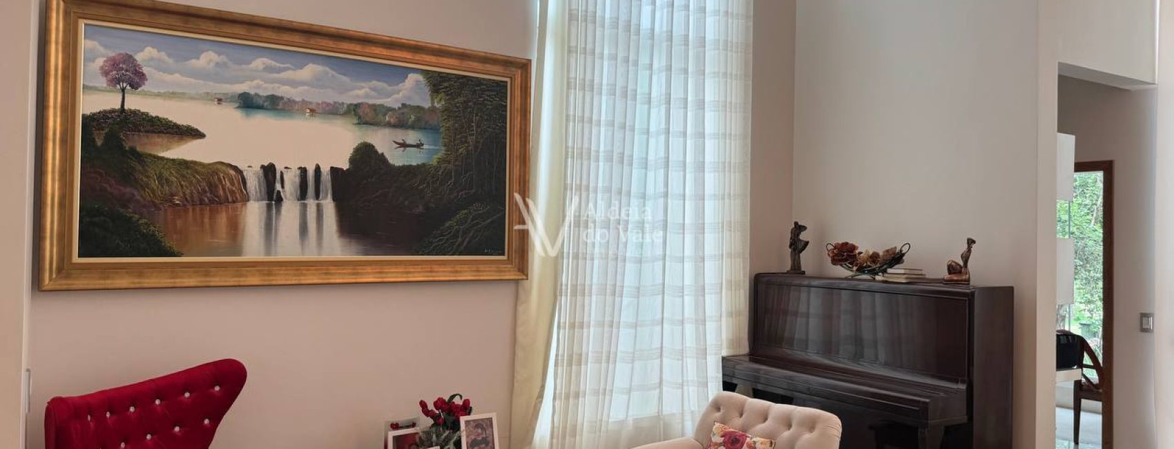 photo_5017559711096089691_y