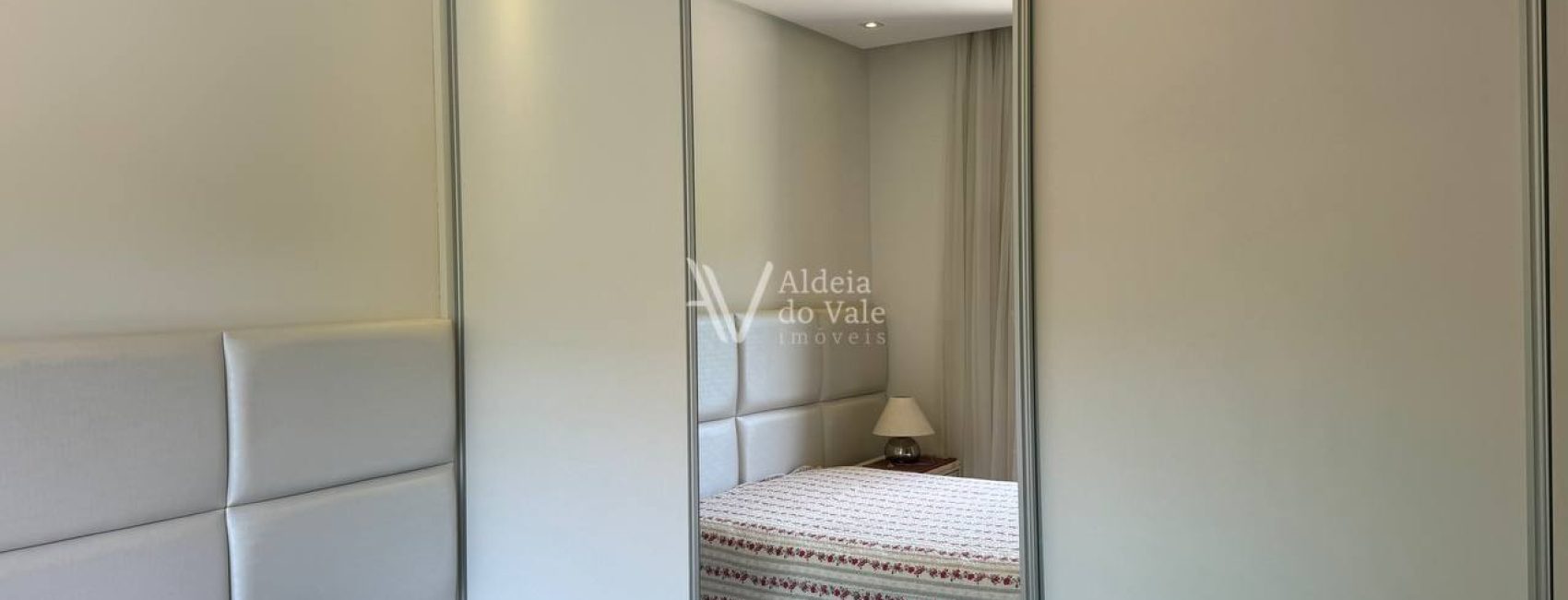 photo_5017559711096089703_y