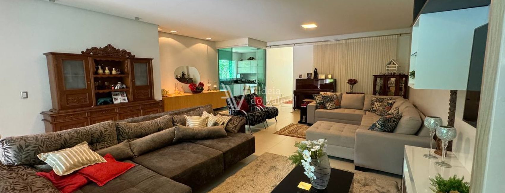 photo_5017559711096089738_y