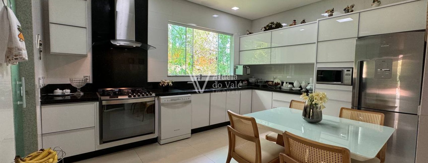 photo_5017559711096089747_y