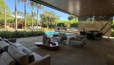 photo_5064432368529550602_y-2-1920x822