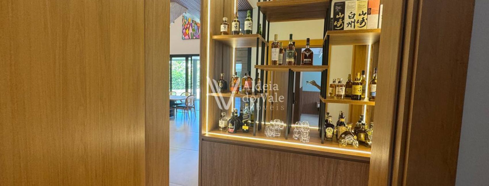 photo_5075697582415653806_y