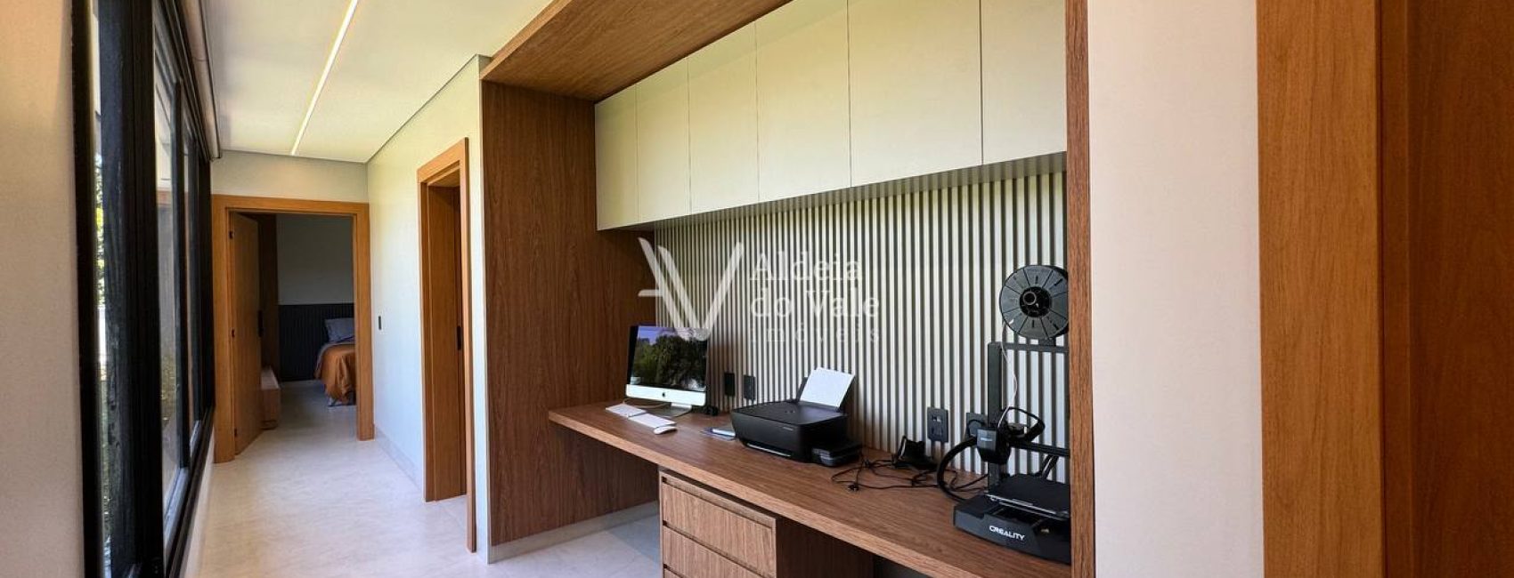 photo_5075697582415653811_y