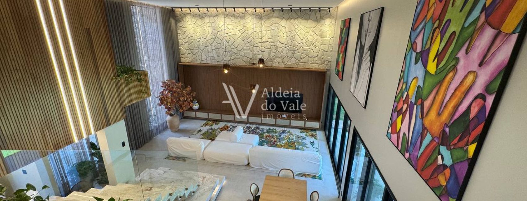 photo_5076014744275627740_y